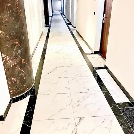 Appartamento Hanza Tower Luxury - 24 Sauna & Jacuzii & Pool