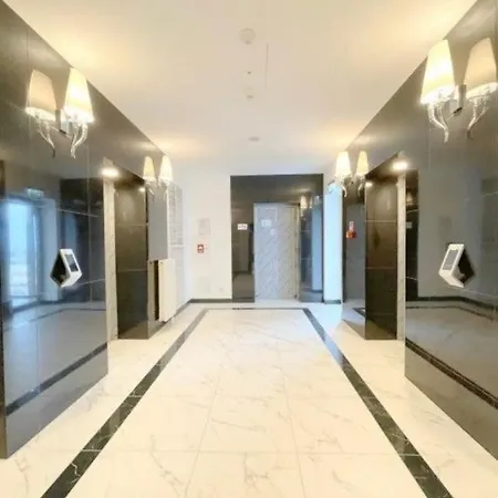 Hanza Tower Luxury - 24 Sauna & Jacuzii & Pool Appartamento Stettino