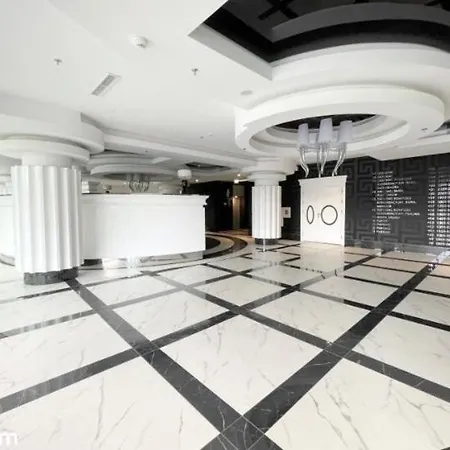 Hanza Tower Luxury - 24 Sauna & Jacuzii & Pool Appartamento